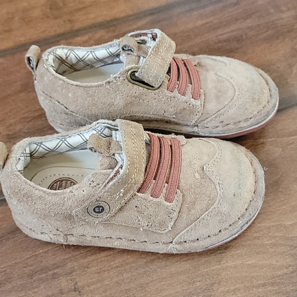 Stride rite boys shoes 5.5 US - Picture 2 of 2